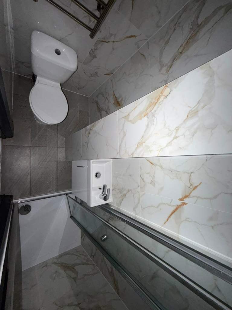 Flat Bledlow Close in Greater London