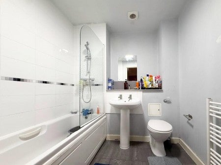 Flat Elmwood Lane in Leeds