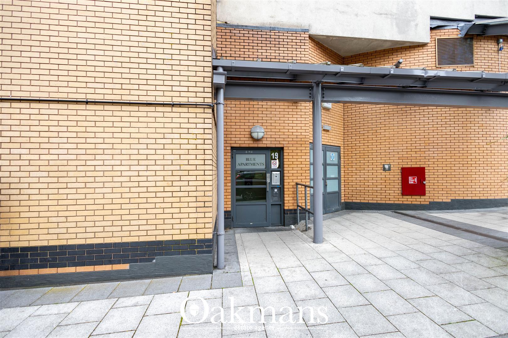 Flat Cawdor Crescent in Birmingham