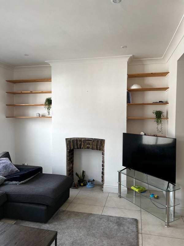 Room Goldsboro' Road in Greater London