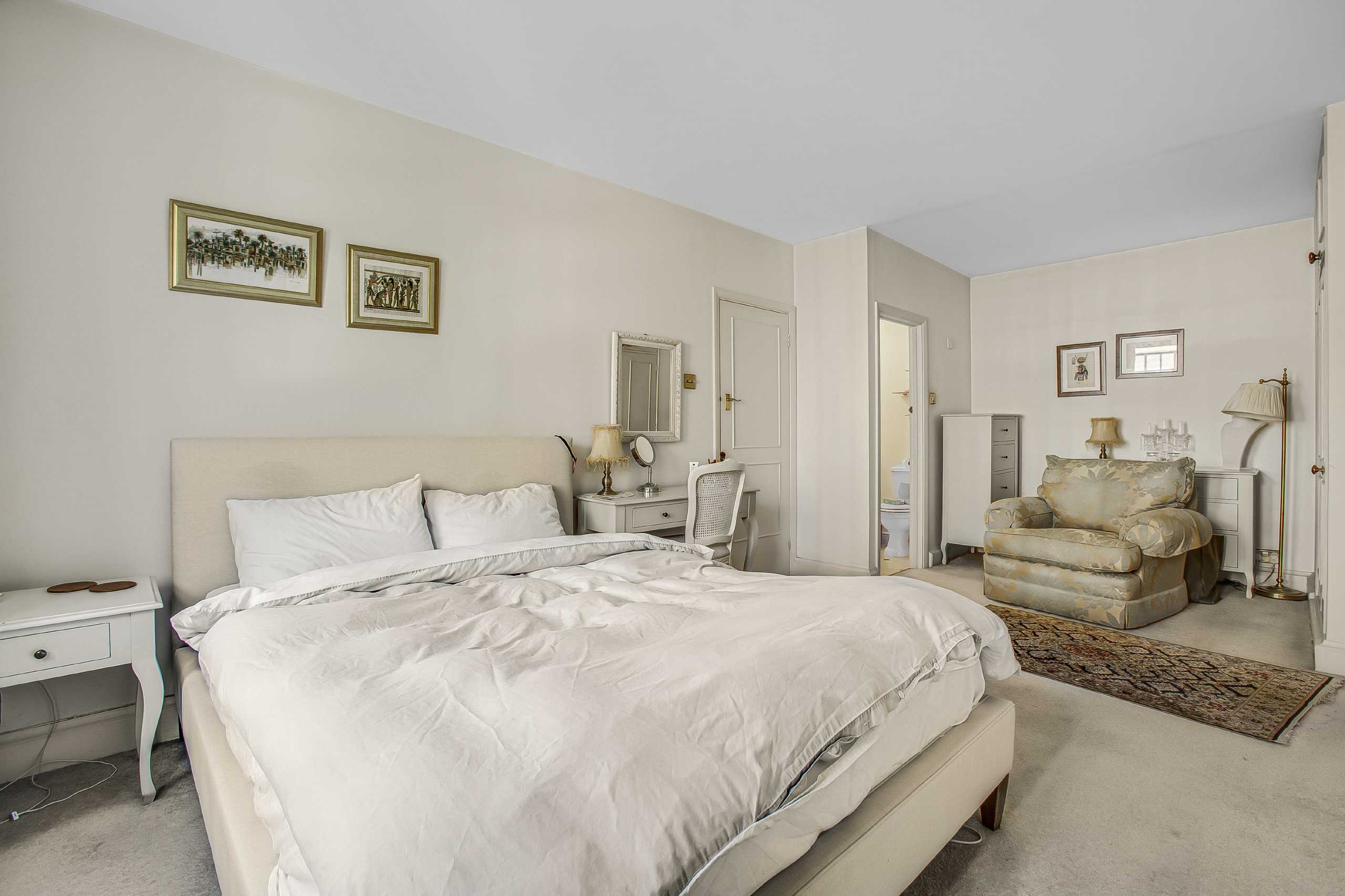 Flat Wimbledon Park Side in Greater London