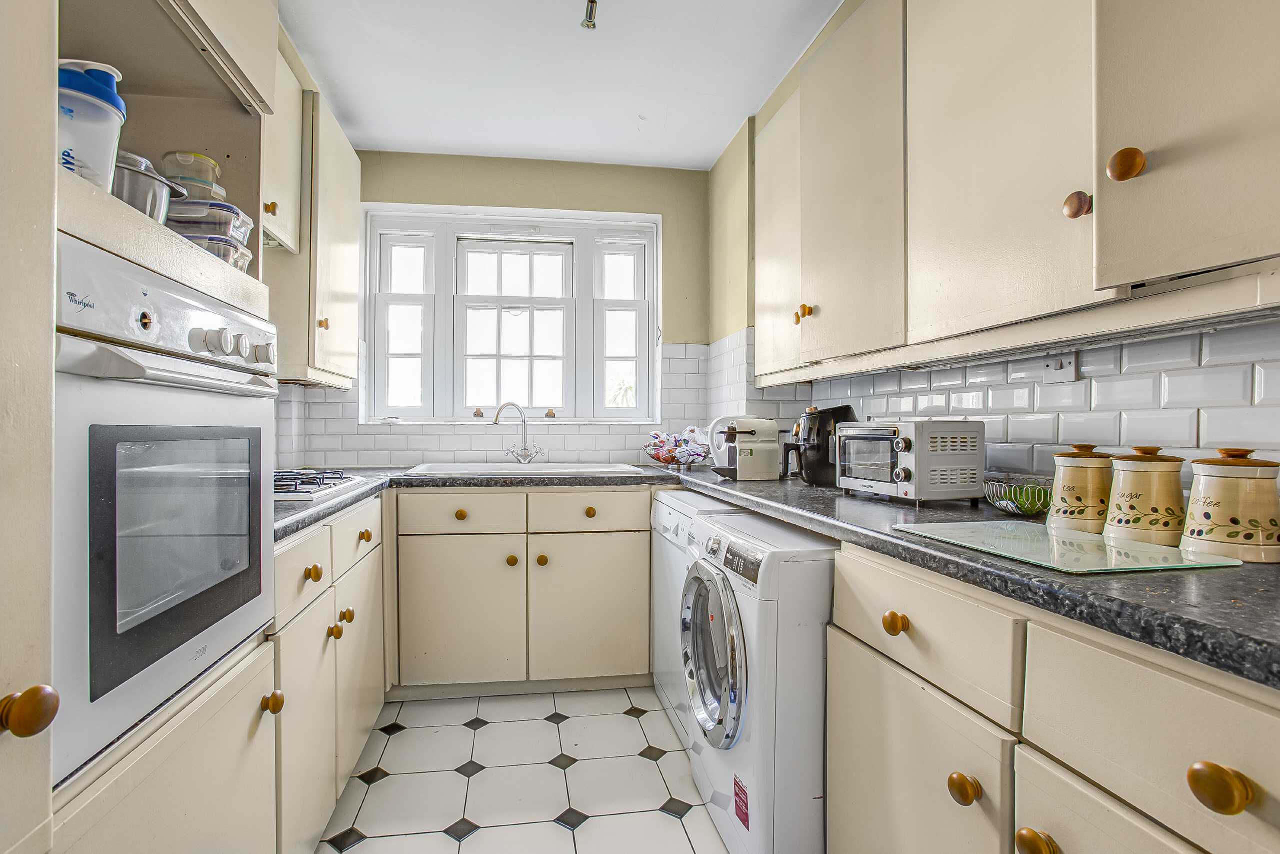 Flat Wimbledon Park Side in Greater London