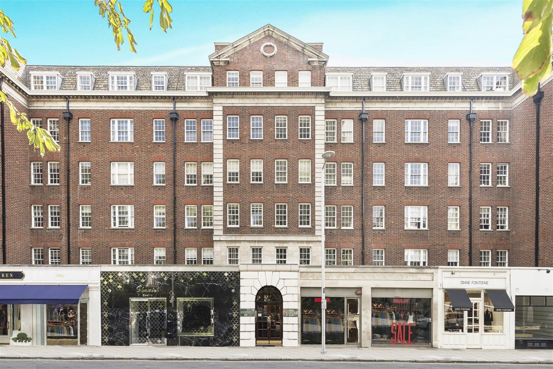 Flat Fulham Road in Greater London