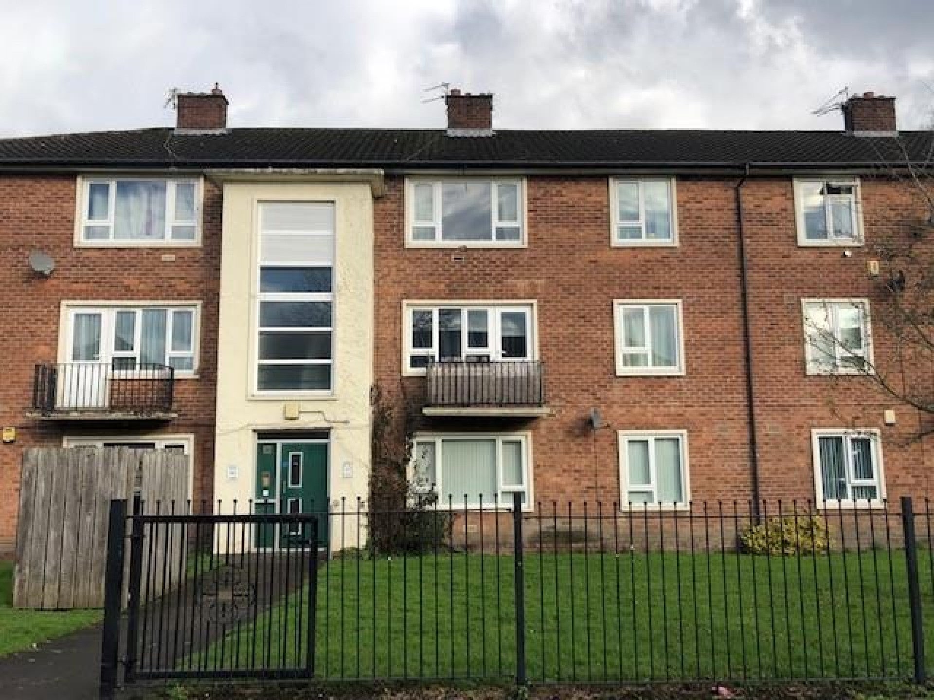 Flat Grange Avenue in Cheadle Hulme