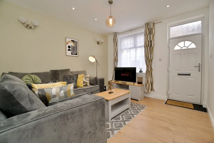 House Prospect Terrace in Nuneaton and Bedworth