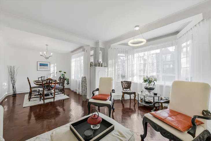Flat Frognal Lane in Greater London