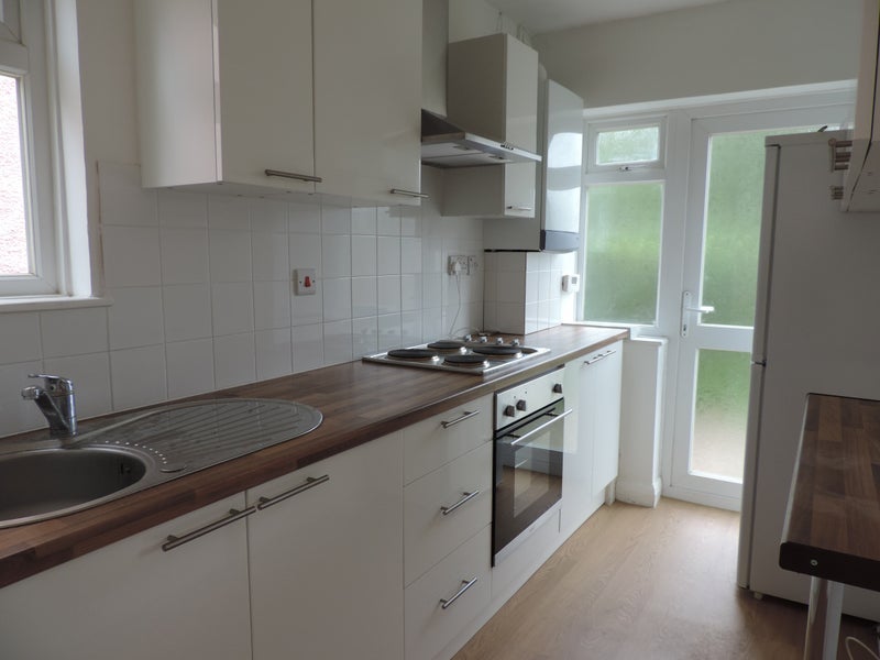 Room Powney Road in Maidenhead