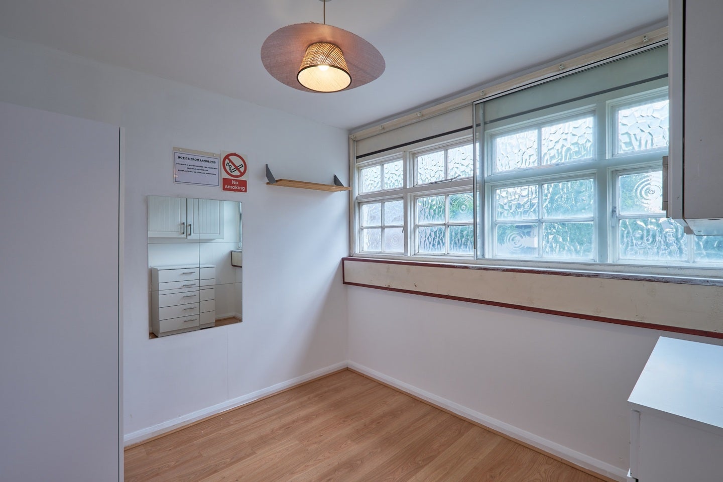 Room Vernon Road in Greater London