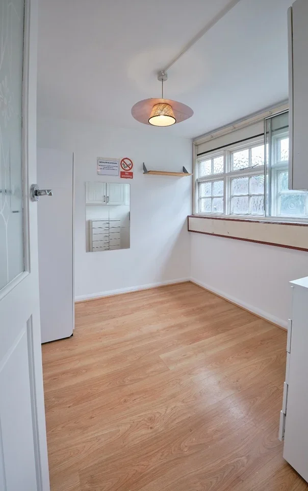Room Vernon Road in Greater London