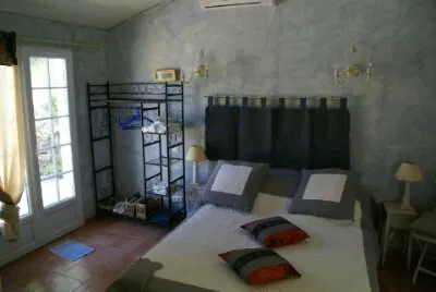 Chambre Le Vièrard à Barjols
