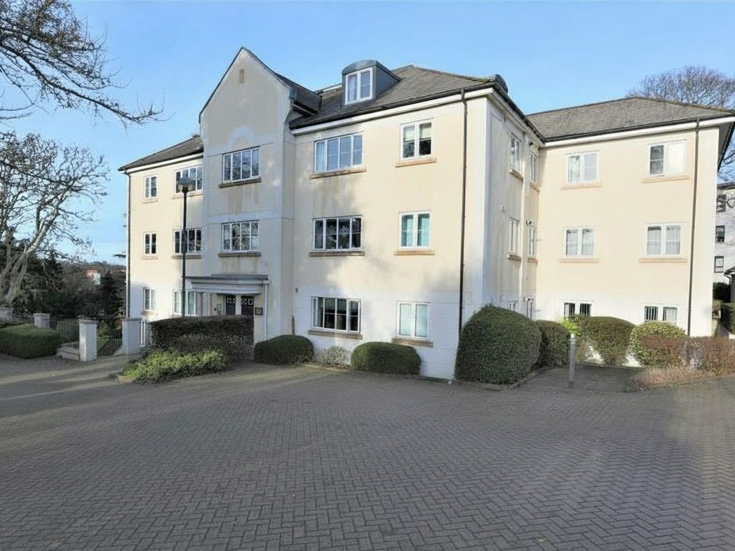Flat Saint Marychurch Road in Torquay