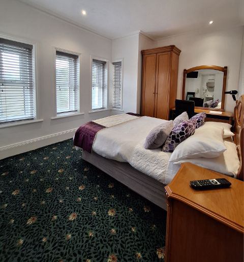 Room Chine Crescent in Bournemouth