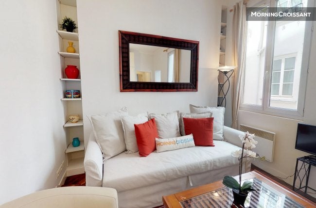 Appartement Rue Sainte-Anne à Paris