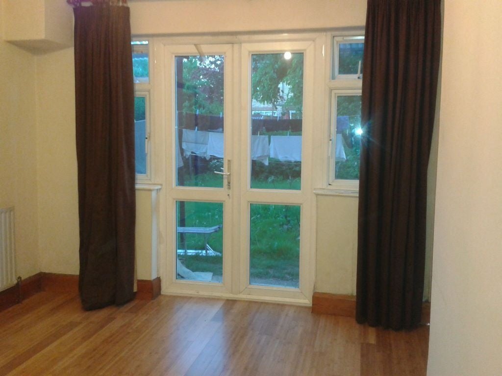 House Harley Close in Greater London