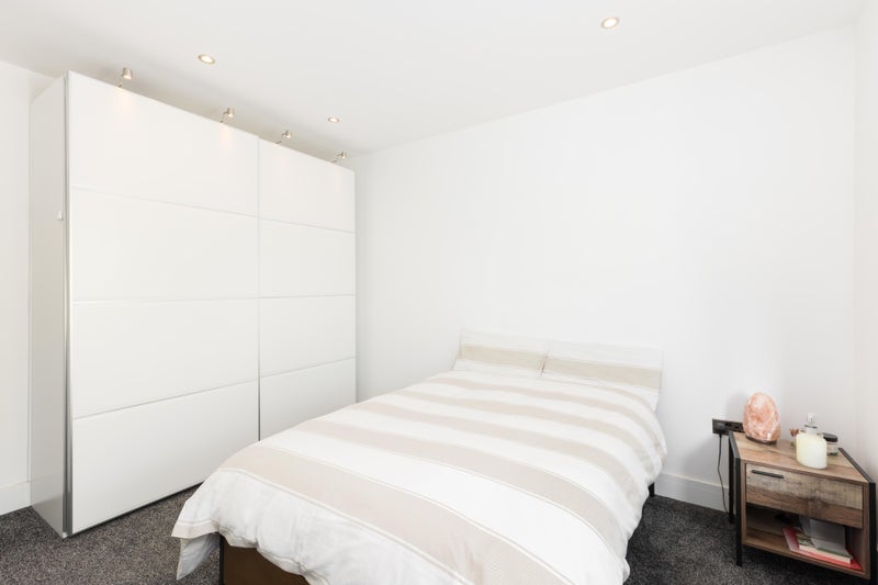Room Stanley Avenue in Birmingham