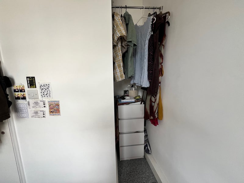 Flat Springall Street in Greater London