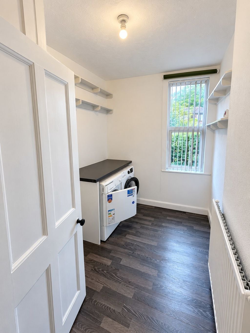 Flat Elmsthorpe Avenue in Nottingham