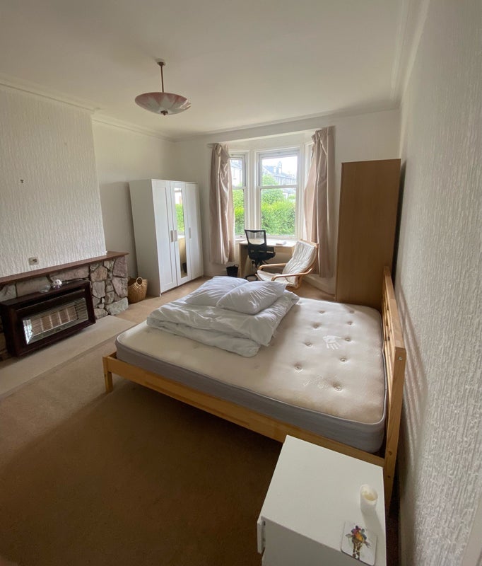 Room West Relugas Road in City of Edinburgh