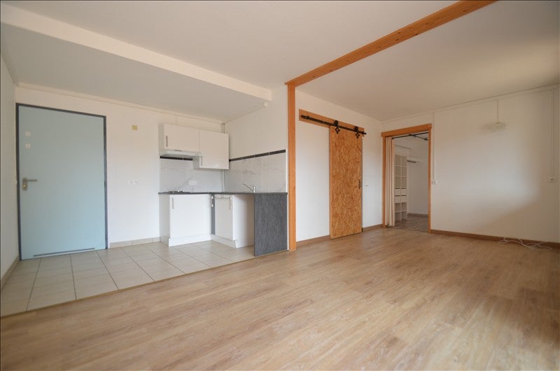 Appartement Rue de La République à Moulin-Neuf
