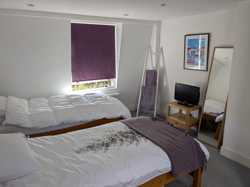 Room Grasmere Avenue in Greater London