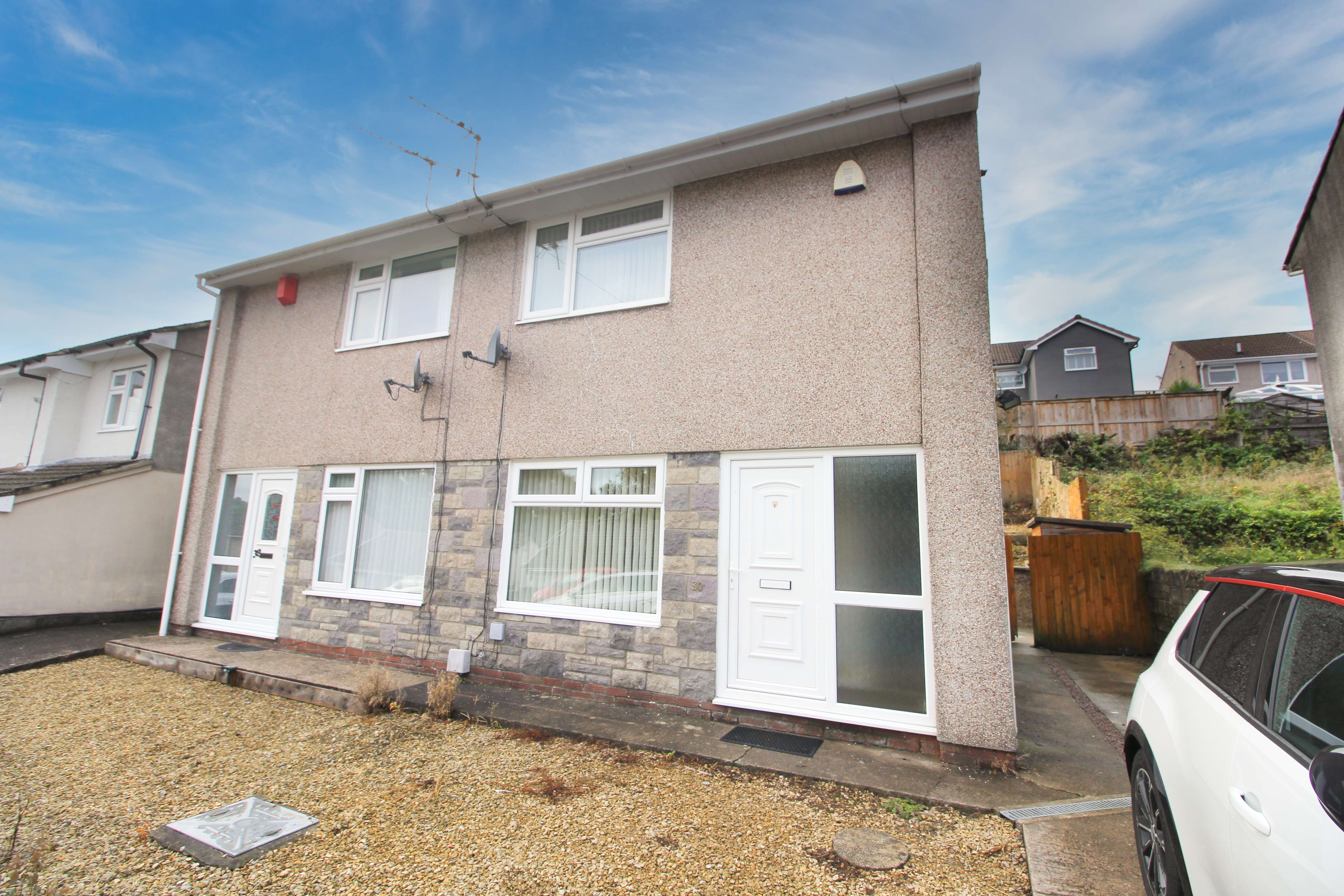 Flat Heol Seward in Beddau