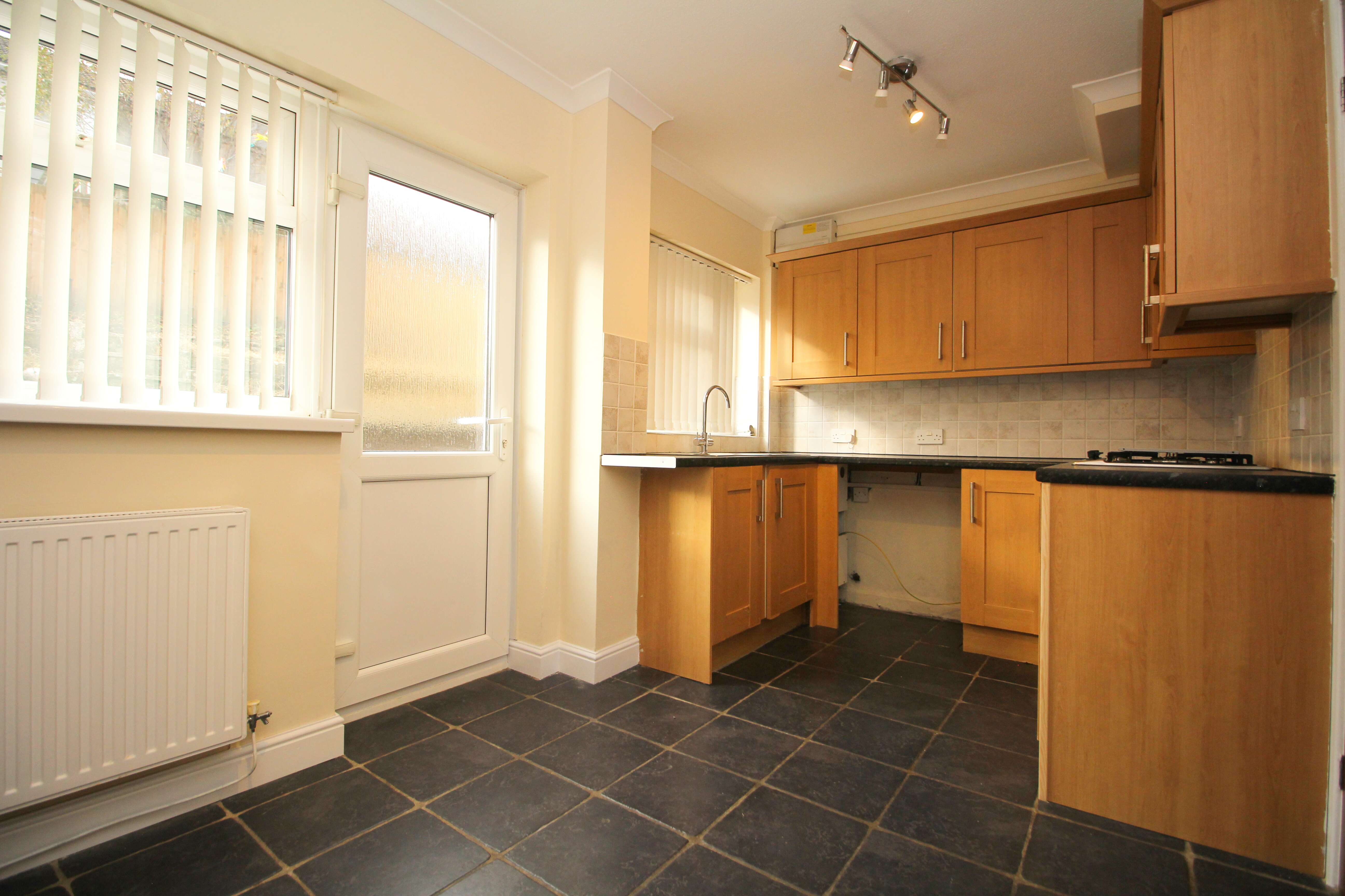 Flat Heol Seward in Beddau