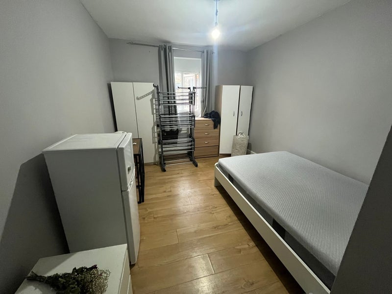 Room Green Lanes in Greater London