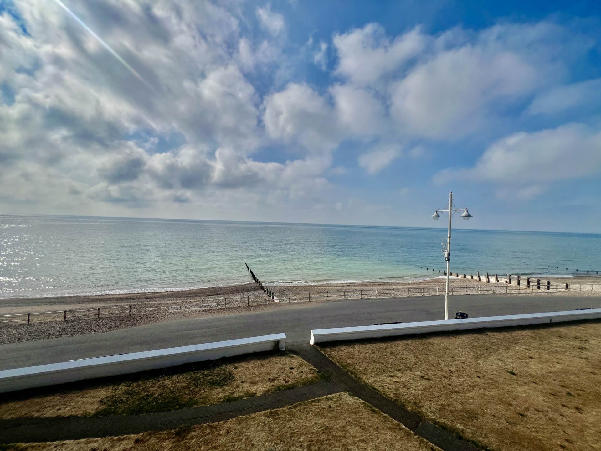 Flat Marine Parade in Arun