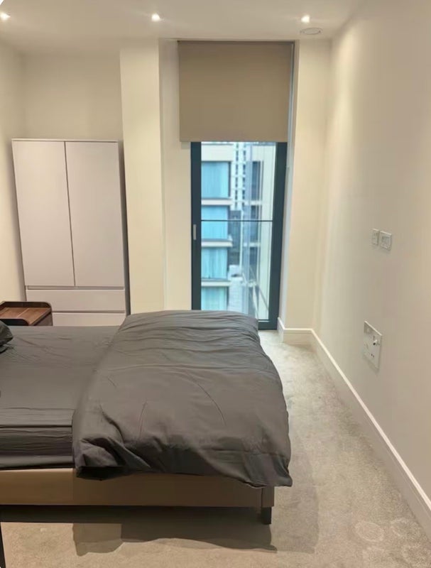Room Piazza Walk in Greater London