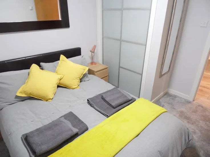 Flat Sauchiehall Street in Glasgow