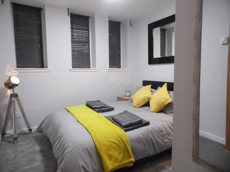 Flat Sauchiehall Street in Glasgow