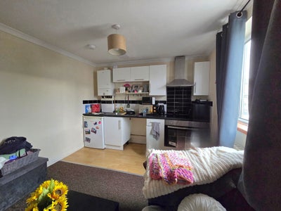 Flat Mary Street in Porthcawl