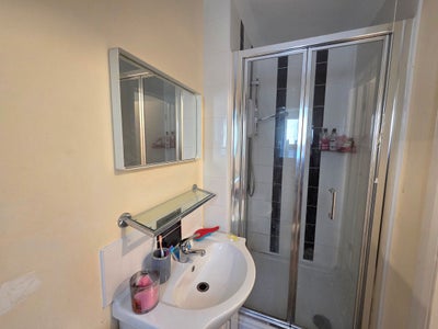 Flat Mary Street in Porthcawl