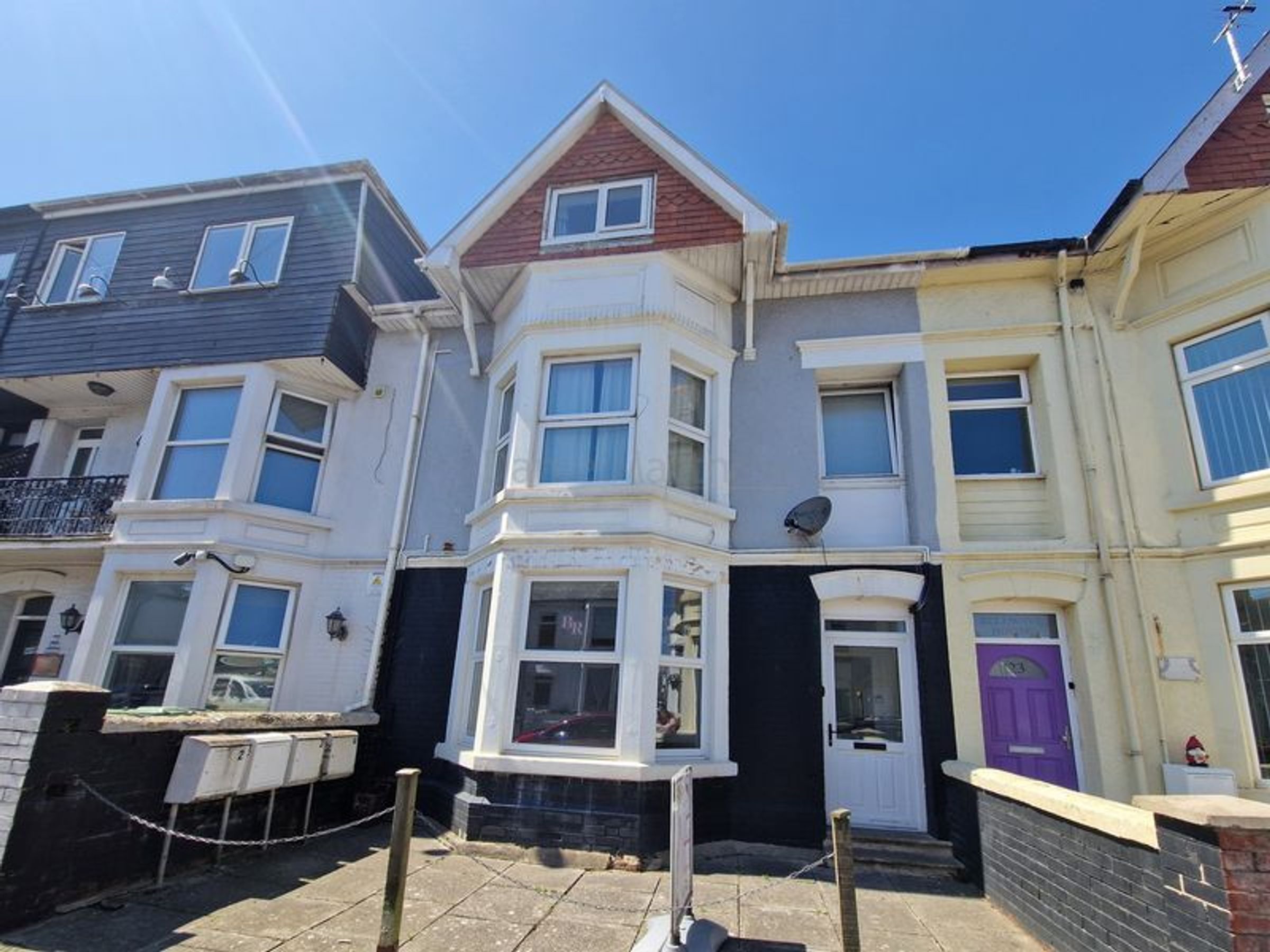 Flat Mary Street in Porthcawl