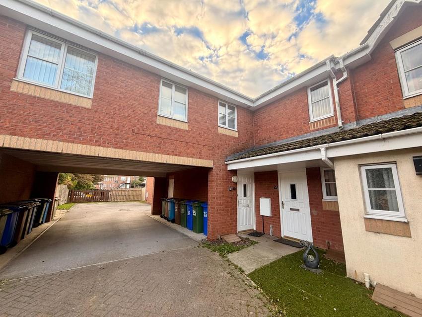 Flat Buckrose Grove in Bridlington
