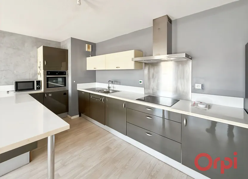 Flat Avenue Yithzak Rabin in La Seyne-sur-Mer