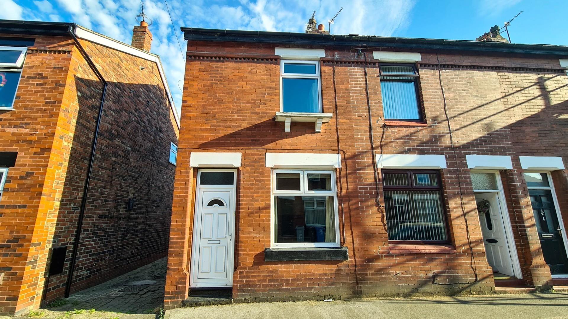 Flat Beaconsfield Road in Trafford