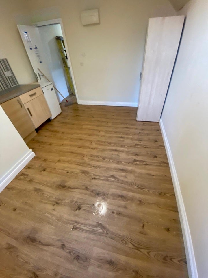 Room Chatsworth Road in Greater London