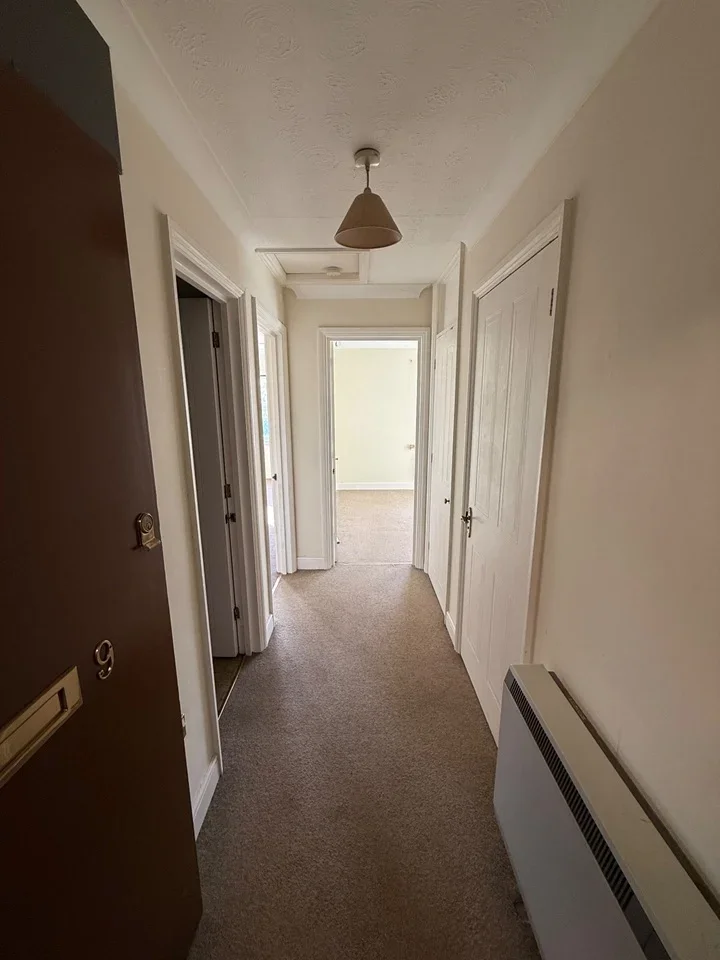 Flat Windsor Lane in Slough