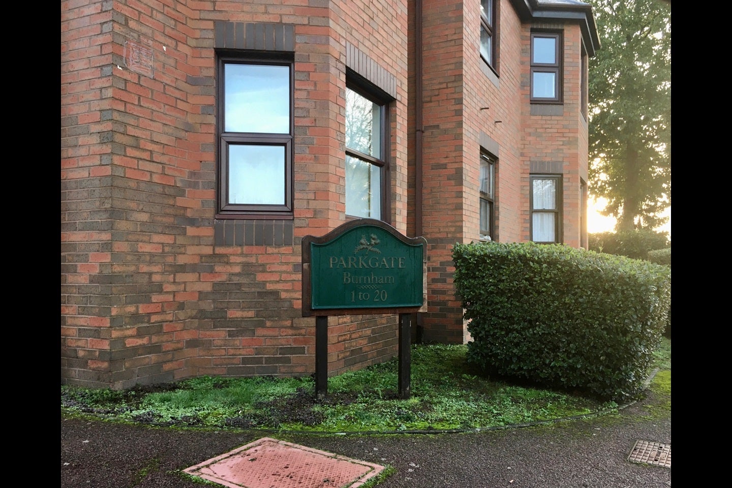 Flat Windsor Lane in Slough