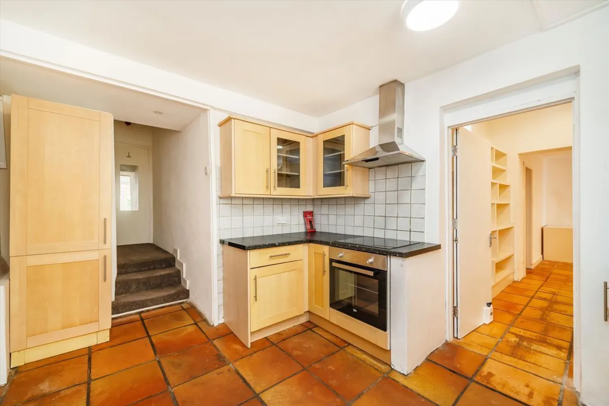 Flat Churchfield Road in Greater London