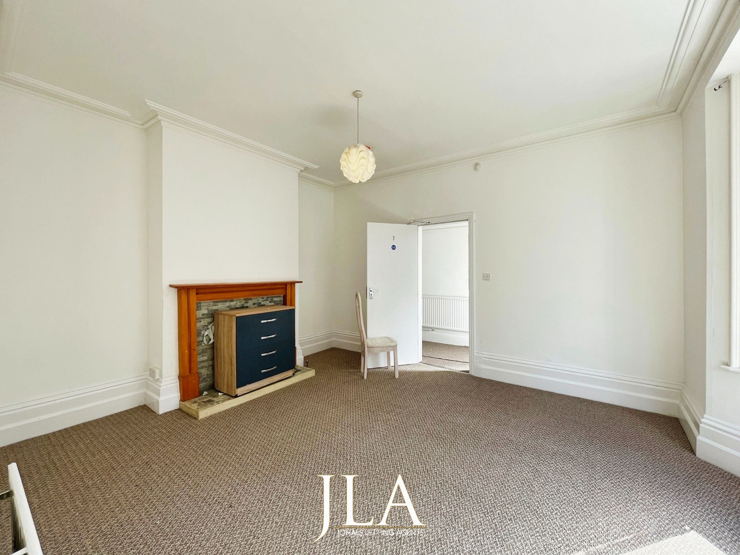 Flat St James Road in Leicester