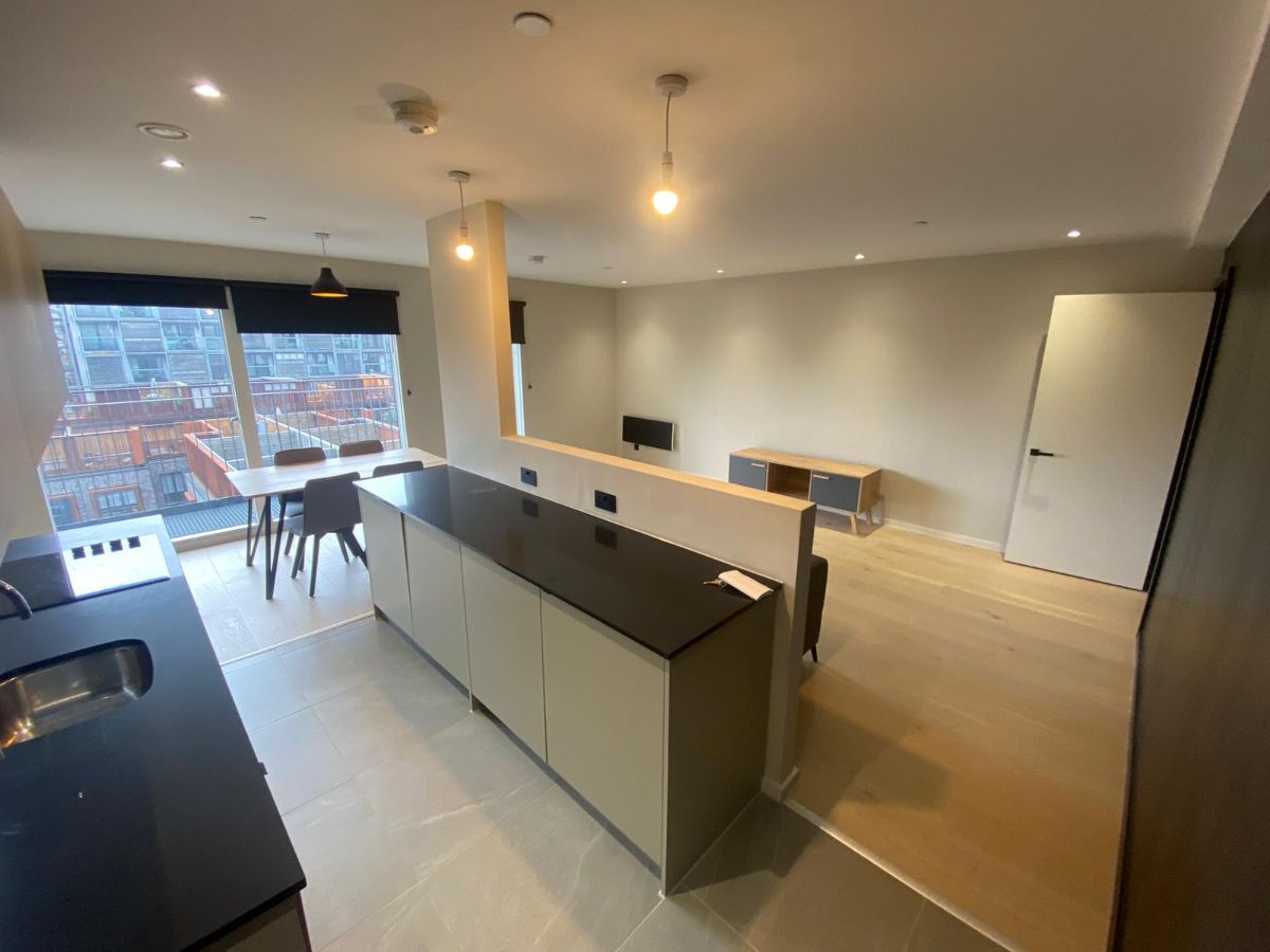 Flat Rockdove Avenue in Manchester