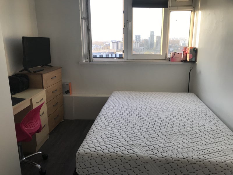 Room Neville Gill Close in Greater London