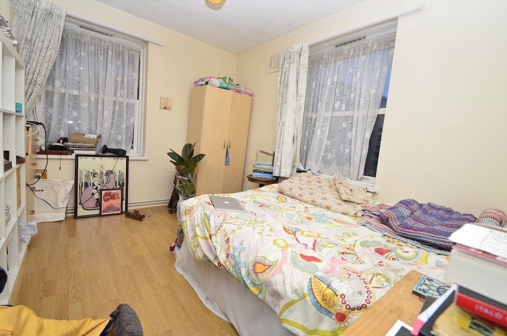 Flat Gibraltar Walk in Greater London