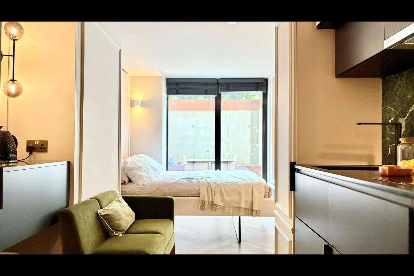 Flat Willesden Lane in Greater London