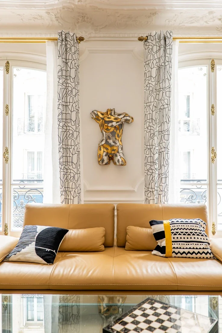 Appartement Rue du Rocher à Paris