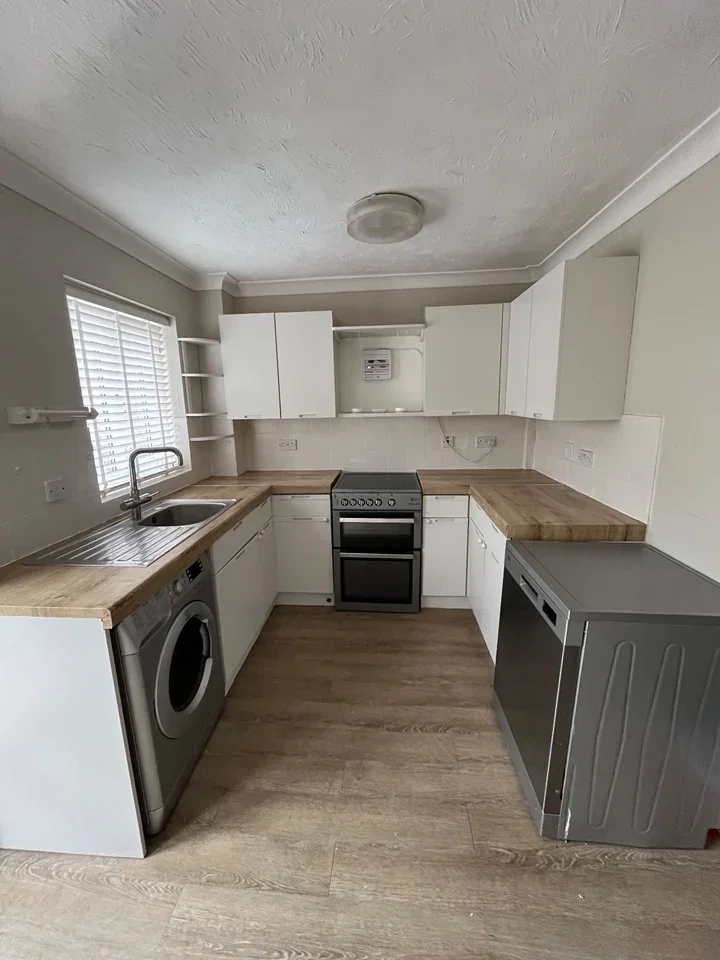House Tanners Meadow in Mole Valley