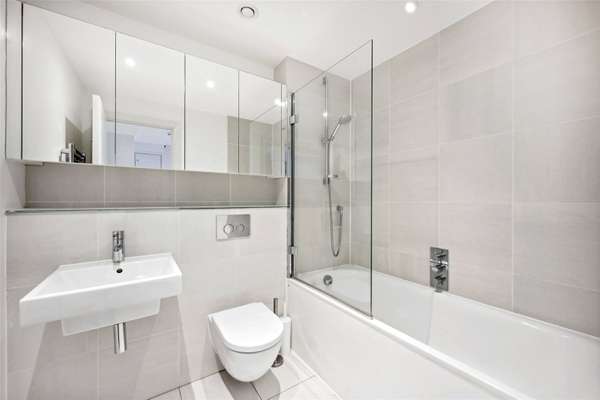Flat Egerton Gardens Mews in Greater London