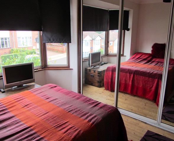 Room Dales View Road in Ipswich